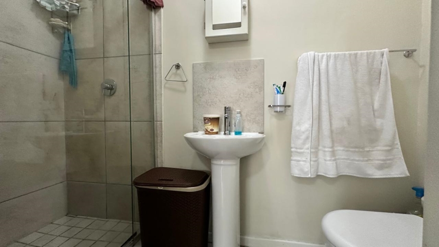 2 Bedroom Property for Sale in Parklands Western Cape